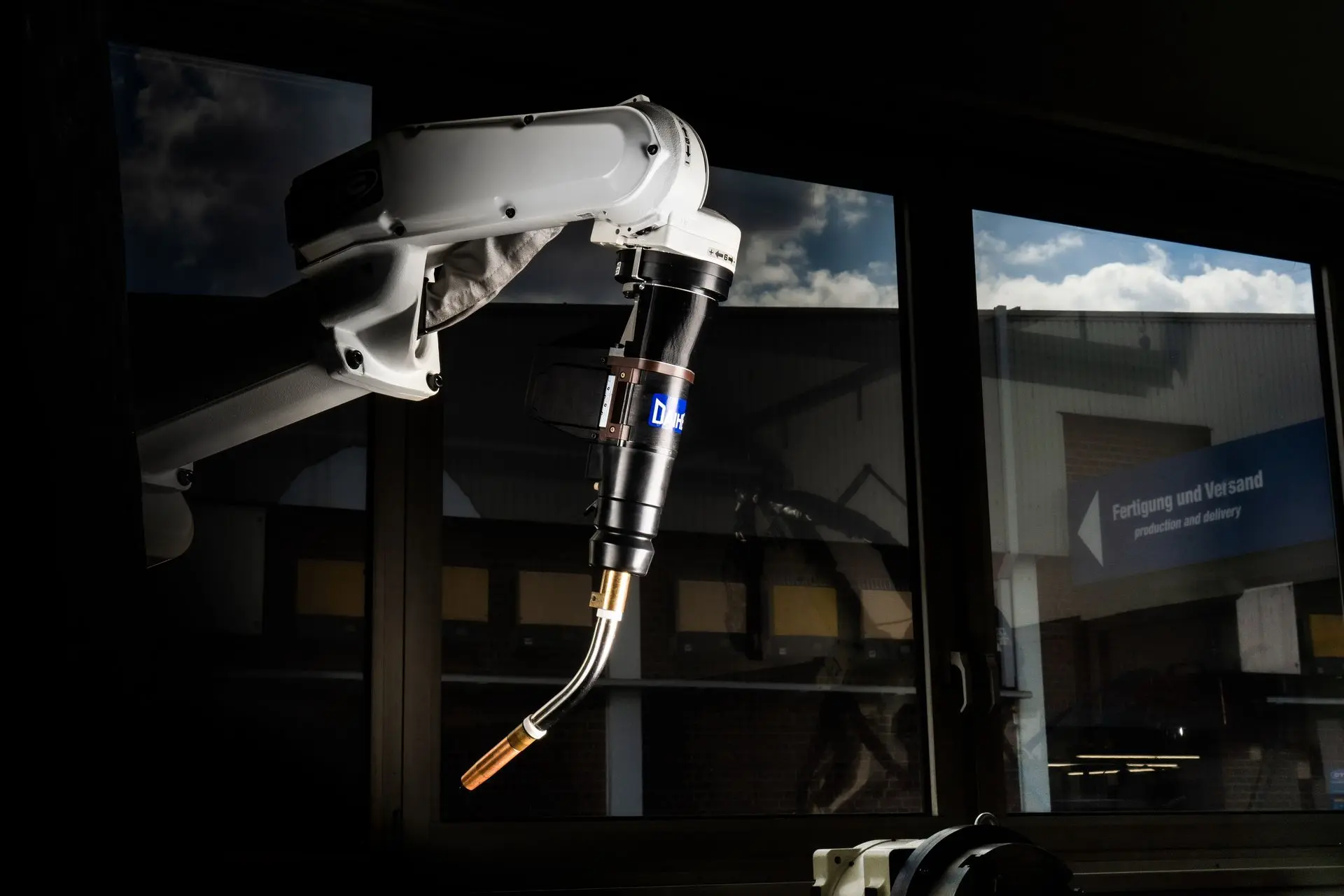 OTC-Daihen Welding Torch on Welding Robot OTC-Daihen Welding Torch on Welding Robot