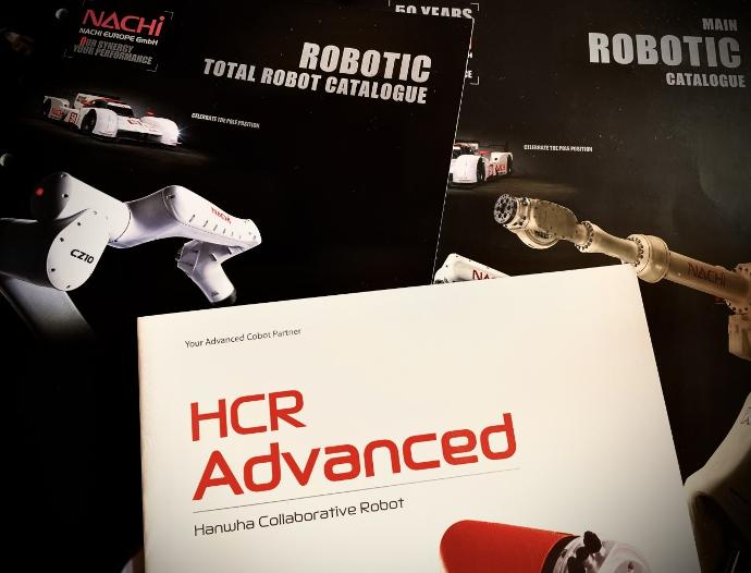 Nachi Total robot katalog sammen med Hanwha HCR Advanced cobot katalog